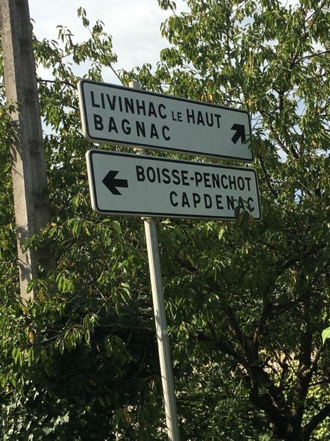 Gite:"Sur Le Chemin" Livinhac-le-Haut Exterior photo
